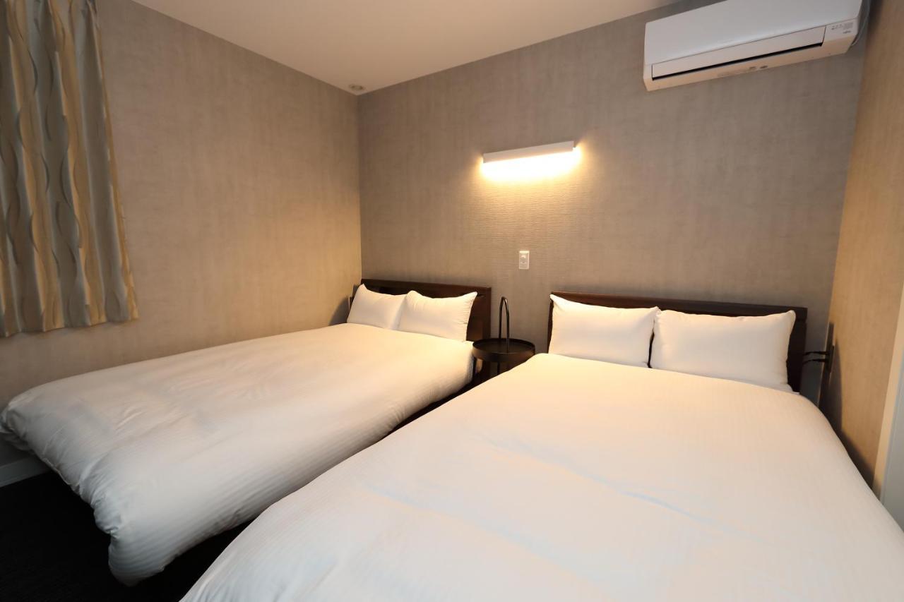 White Crystal Roomb Fukuoka  Exterior photo
